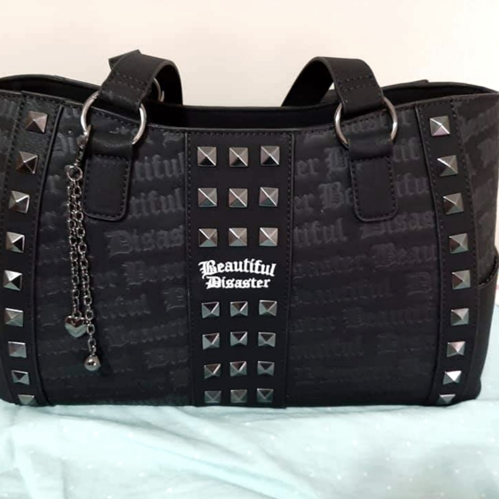Beautiful disaster purse